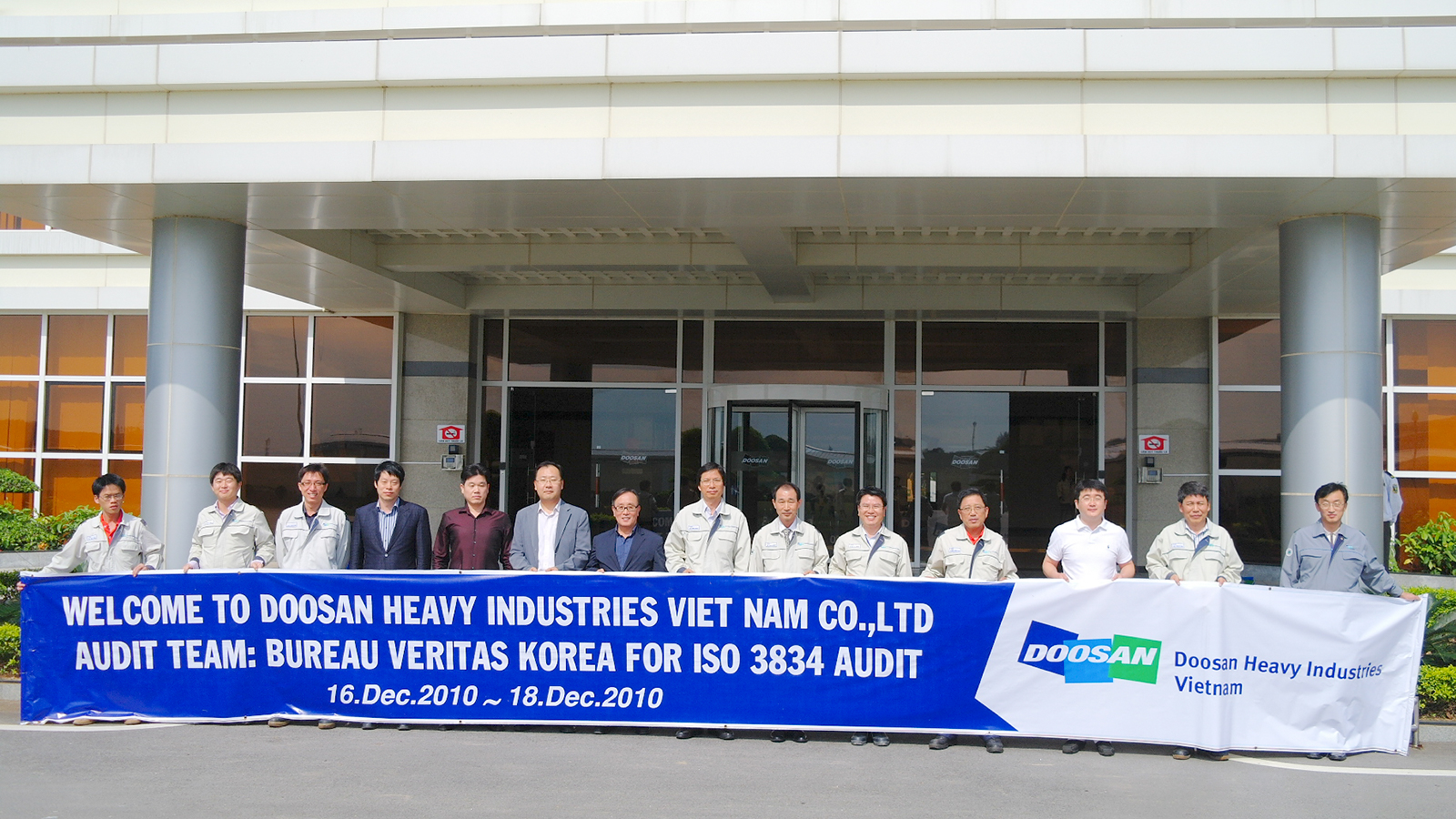 https://www.doosanvina.com.vn/Home/ShowImage?fileName=His_23.jpg&menu=company&submenu=history