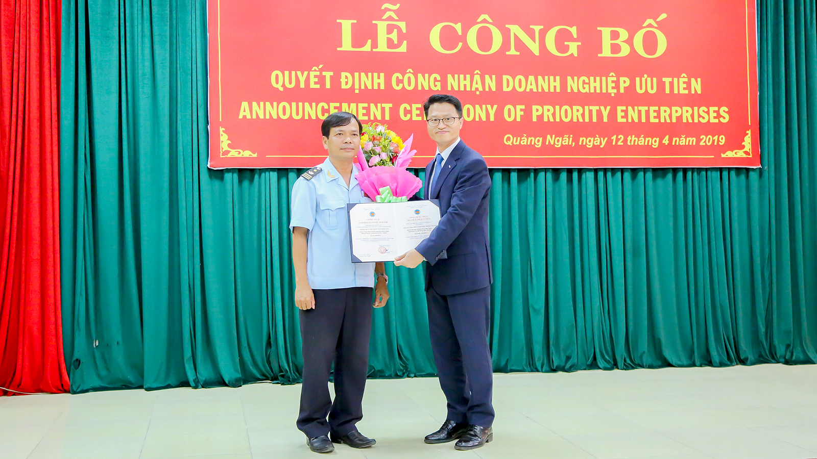 https://www.doosanvina.com.vn/Home/ShowImage?fileName=His_53.jpg&menu=company&submenu=history